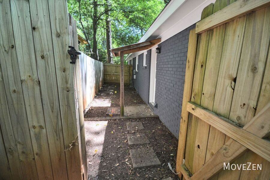1500 Nassau Blvd - Photo 6 of 16