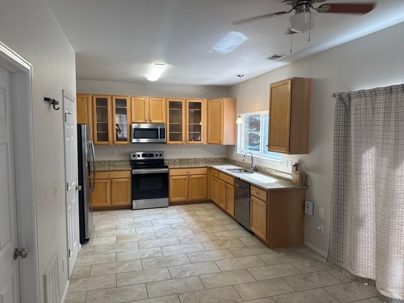 3264 E 139th Ave - Photo 7 of 20