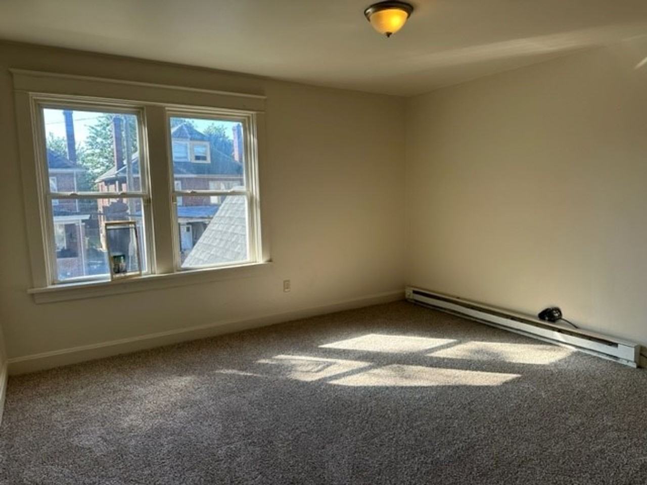 408 Radnor St #2ndFL - Photo 2 of 6