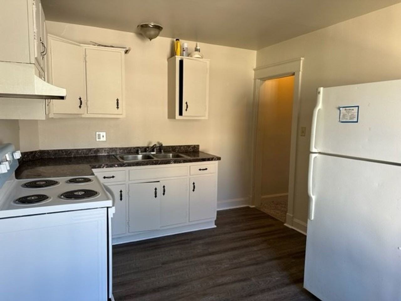 408 Radnor St #2ndFL - Photo 4 of 6
