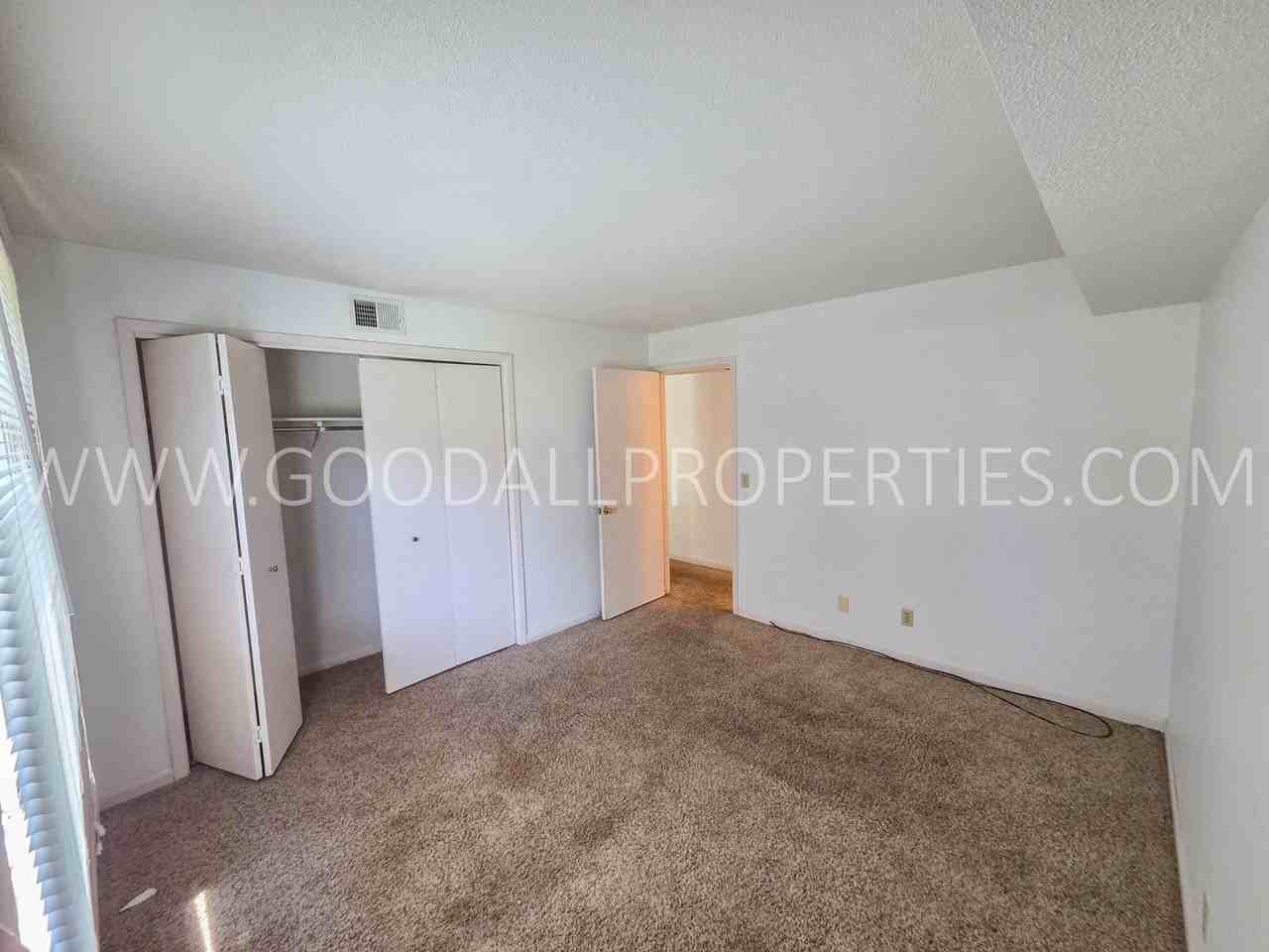 9523 University Ave #6 - Photo 3 of 17