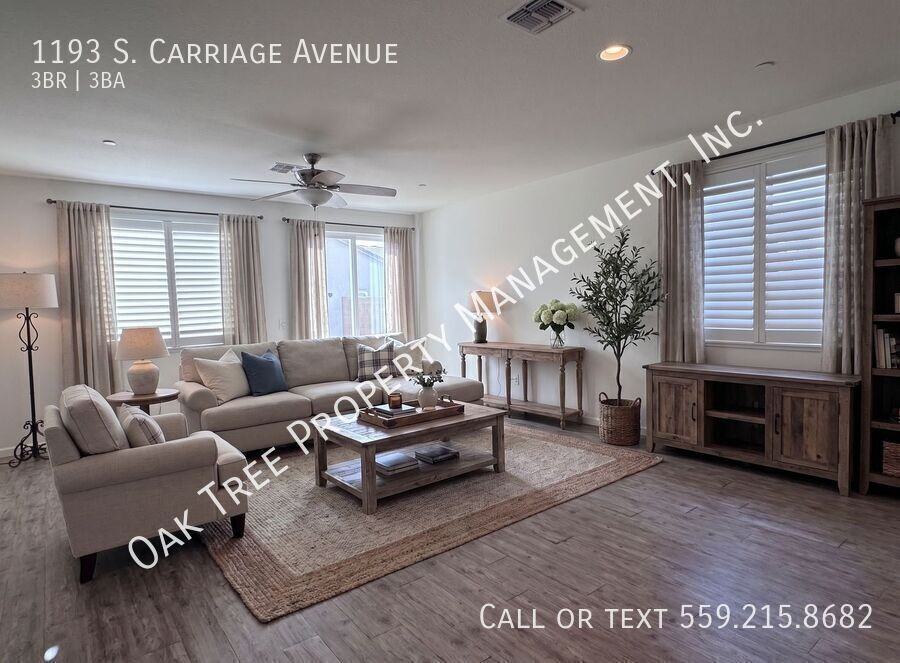 1193 S Carriage Ave - Photo 4 of 24
