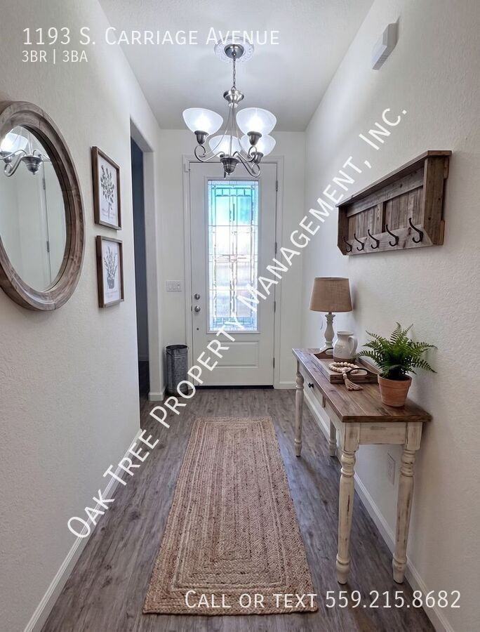 1193 S Carriage Ave - Photo 2 of 24