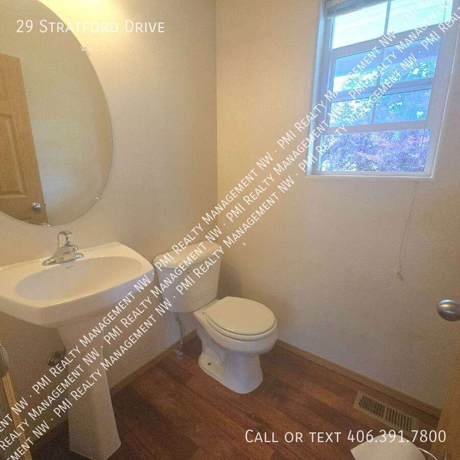 29 Stratford Dr - Photo 7 of 15