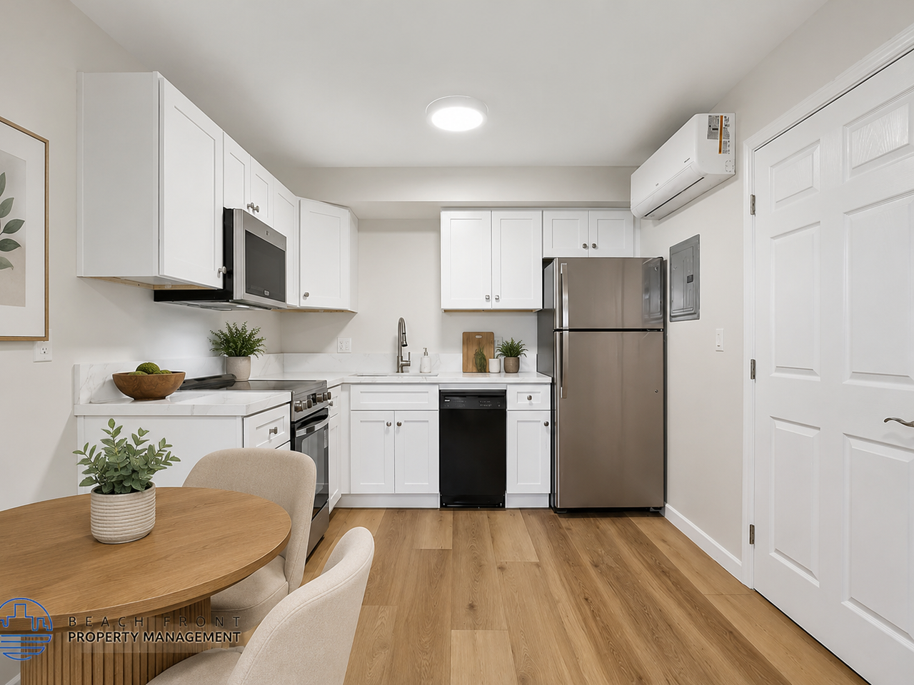 1475 Pine Ave. - Photo 2 of 15