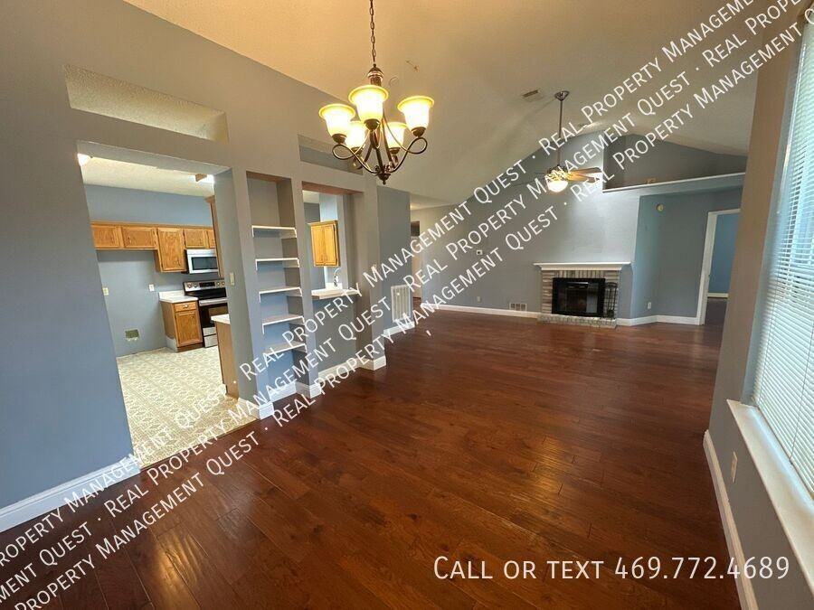 2336 Timbercreek Dr - Photo 7 of 11