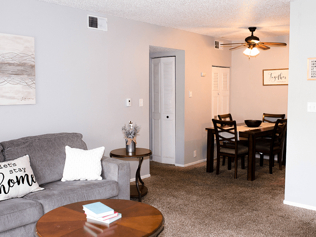Country Estates at Morningside - Photo 4 of 17