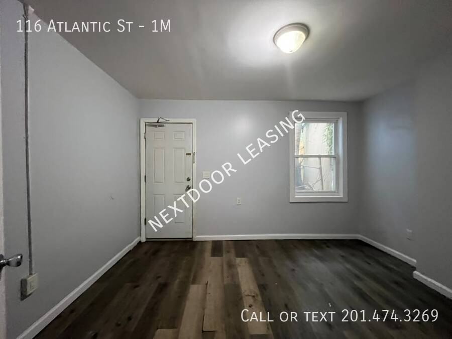116 Atlantic St #1M - Photo 5 of 6