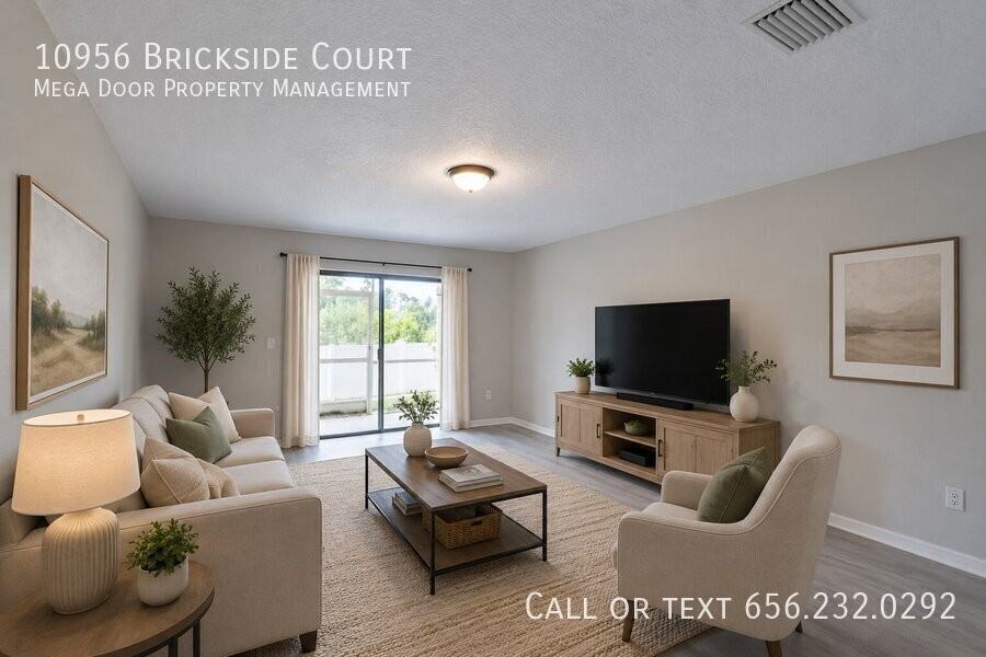 10956 Brickside Ct - Photo 3 of 33