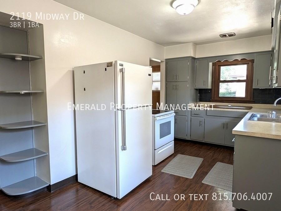2119 Midway Dr - Photo 6 of 22