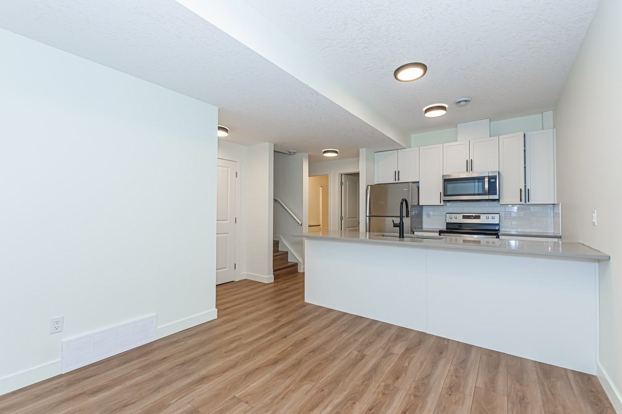 12224 112 Ave Nw #4B - Photo 2 of 17