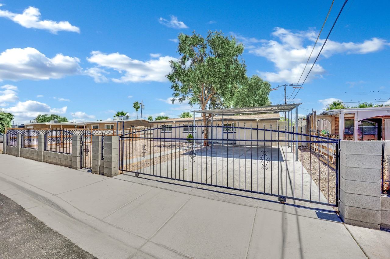 2221 Santa Clara Dr - Photo 4 of 50