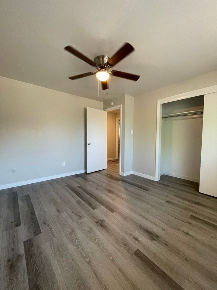 4234 Forrest Hill Rd #2 - Photo 5 of 50