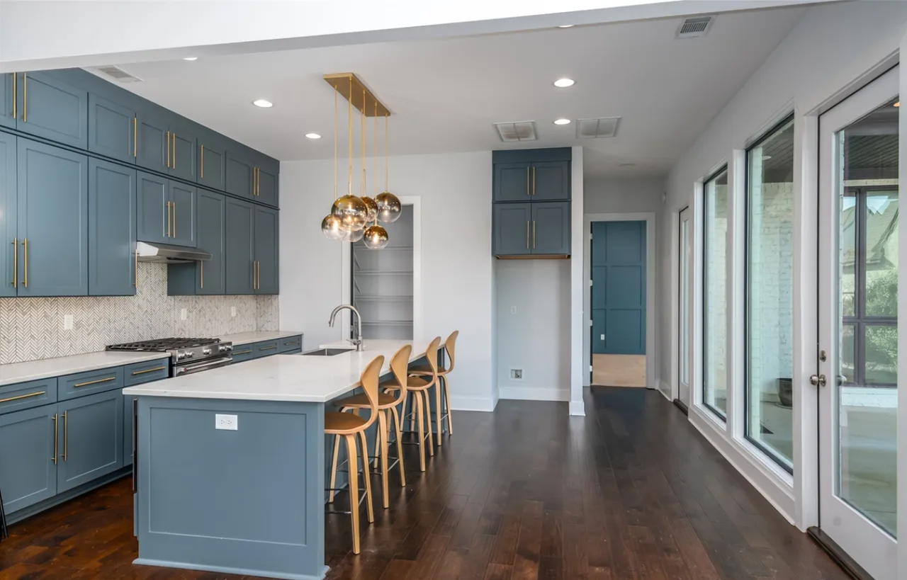 7092 Fain Park Dr - Photo 5 of 20