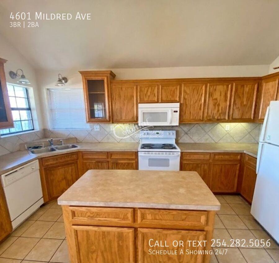 4601 Mildred Ave - Photo 5 of 12