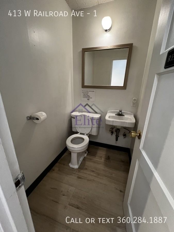 413 W Railroad Ave #1 - Photo 3 of 8