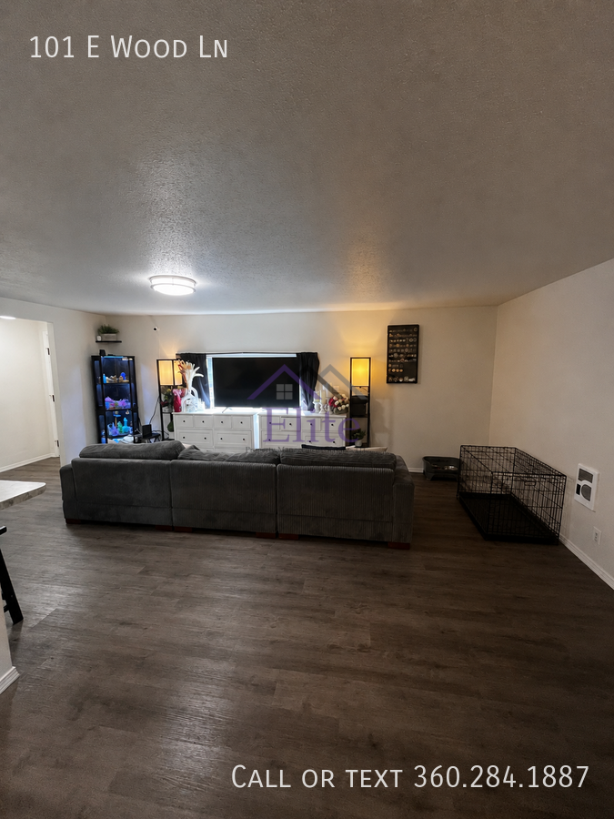 101 E Wood Ln - Photo 4 of 18