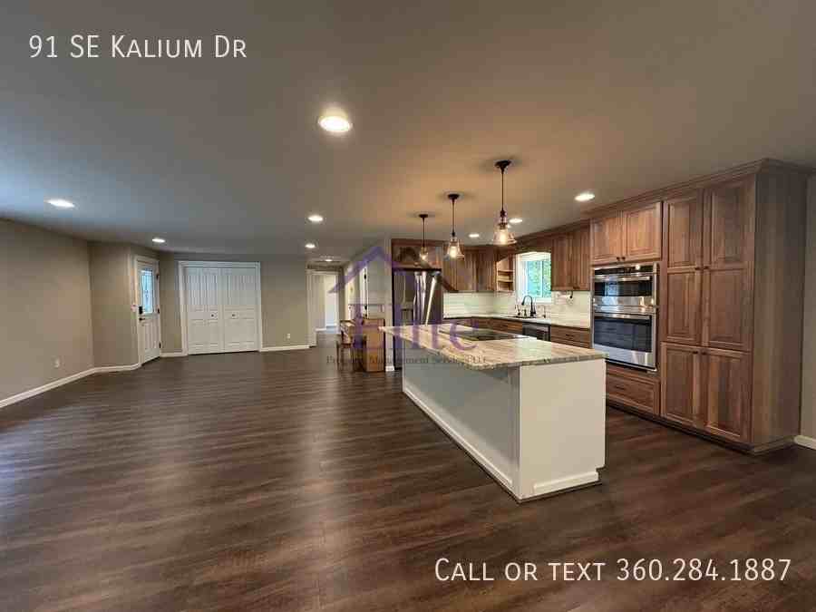 91 Se Kalium Dr - Photo 4 of 17