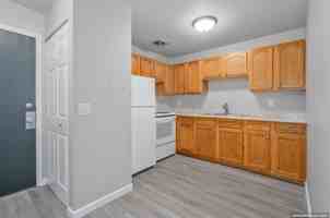 featured image of 2031 Vine St