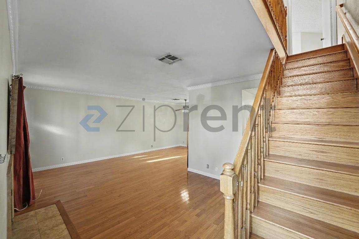 6801 Mammoth Ave #17 - Photo 2 of 17