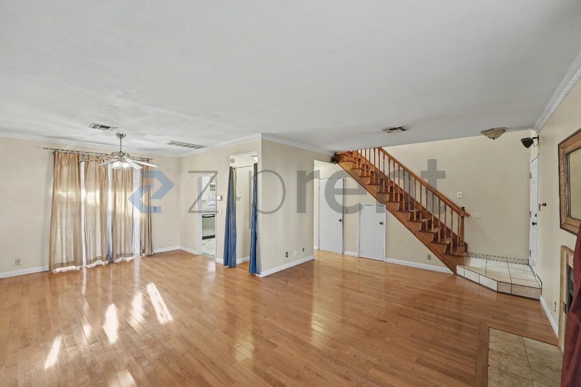 6801 Mammoth Ave #17 - Photo 6 of 17