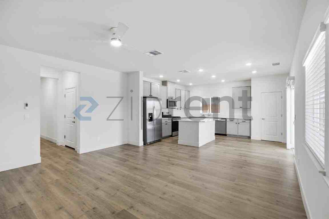1772 Amazonite Dr - Photo 7 of 28