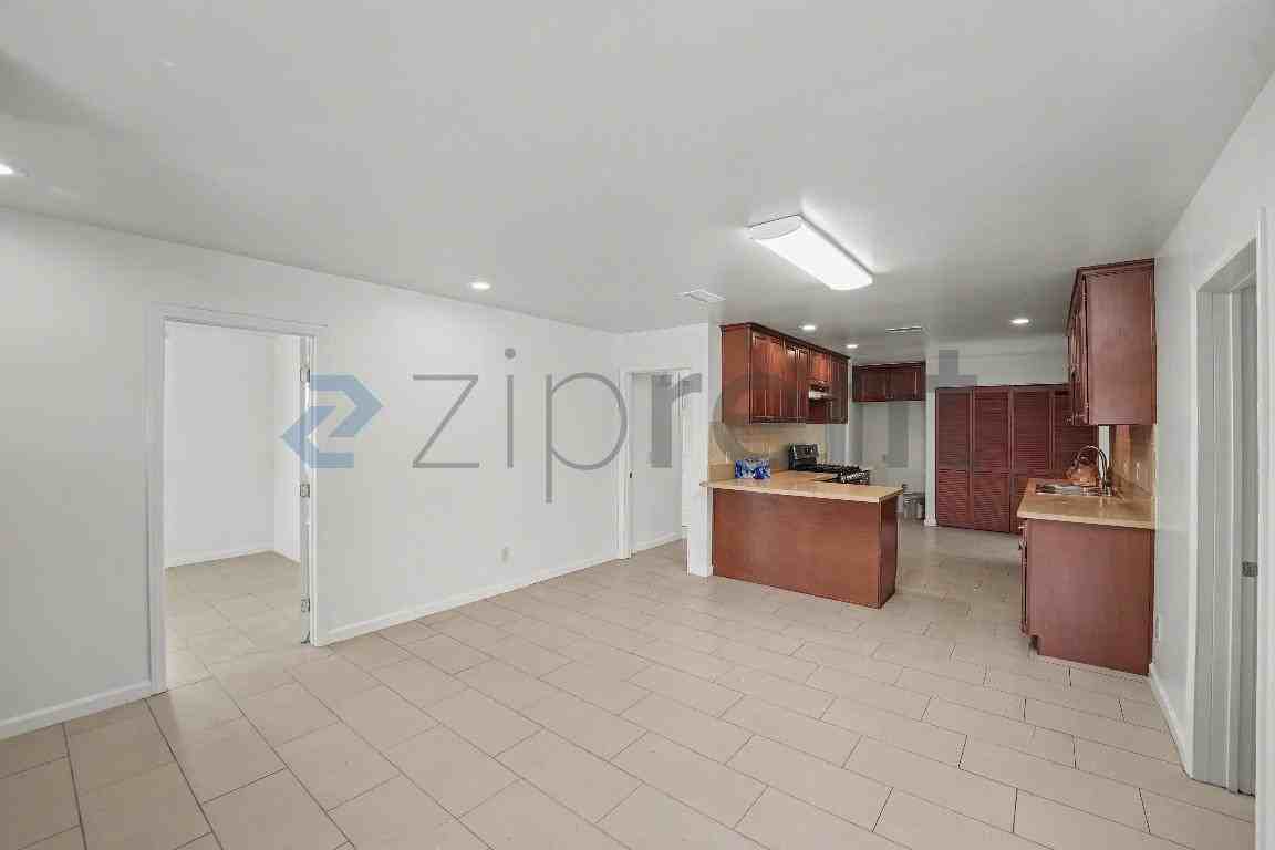 44558 E. Standridge Ave - Photo 6 of 22