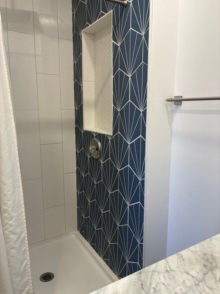 867 W 9th St - Photo 3 of 13