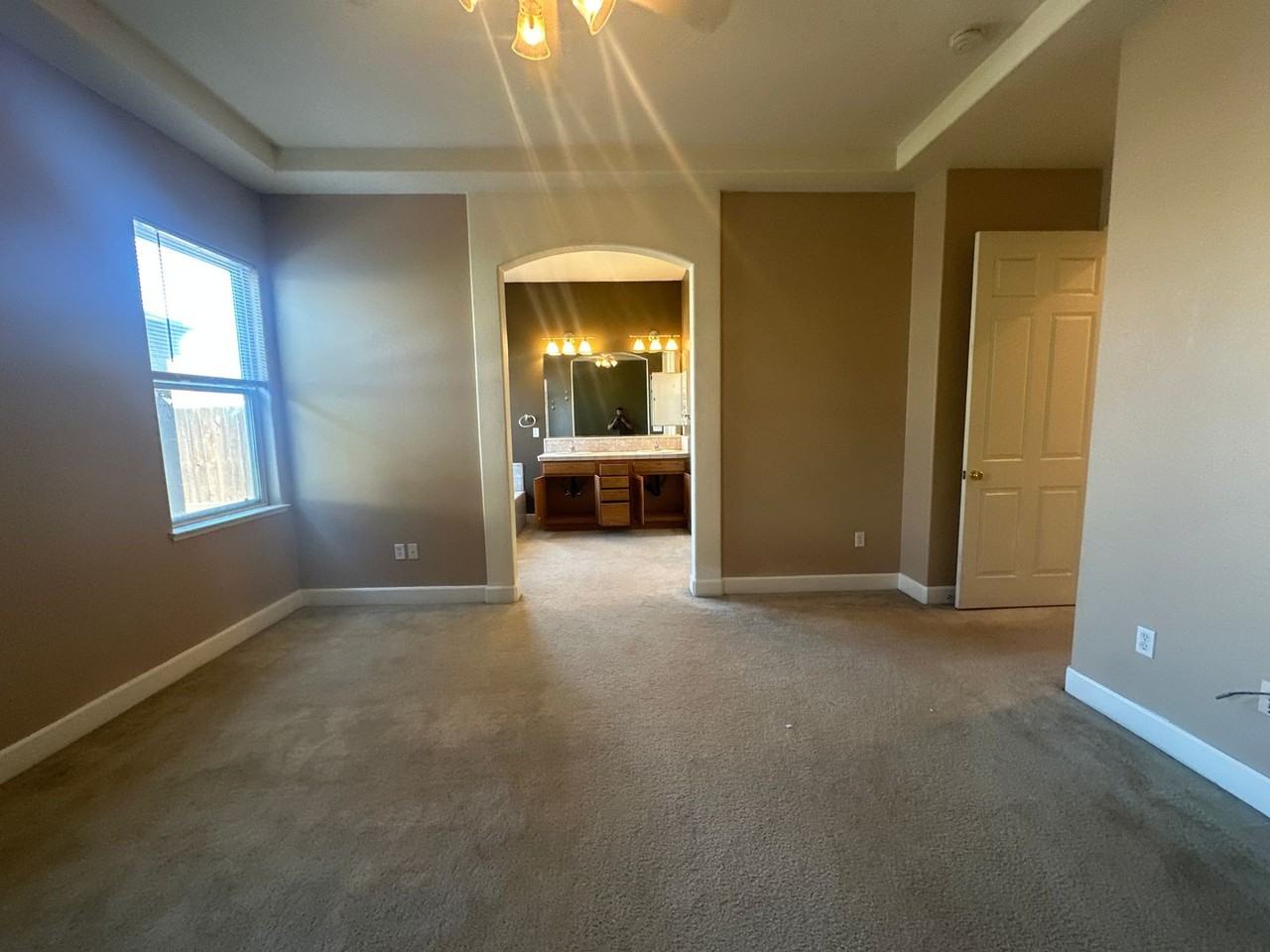 3929 Gossamer Way - Photo 6 of 20