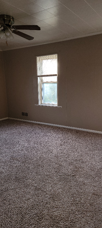 404 Wampum Ave - Photo 3 of 7