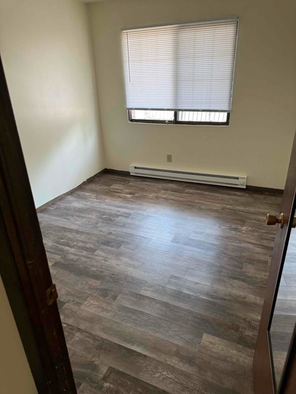 454 W Dayton St #104 - Photo 7 of 9