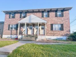 featured image of 1738 W Cedar St