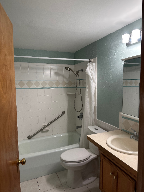 2052 Apple Valley Rd #SIDE - Photo 5 of 10