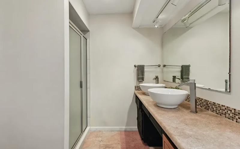 7504 S 46th Ave - Photo 5 of 15