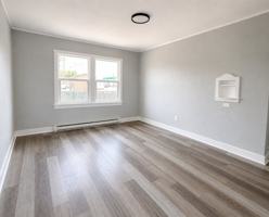 featured image of 133 N Monroe St #5