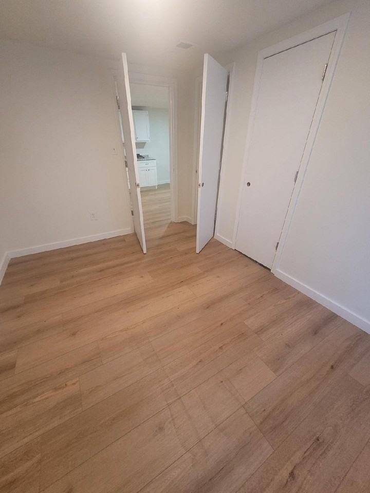 510 Goins Rd - Photo 6 of 12