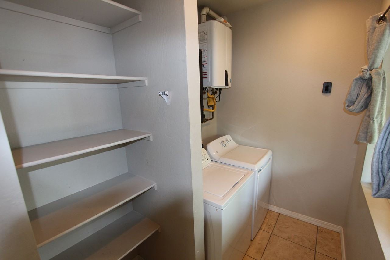 504 S O Leary St - Photo 3 of 25