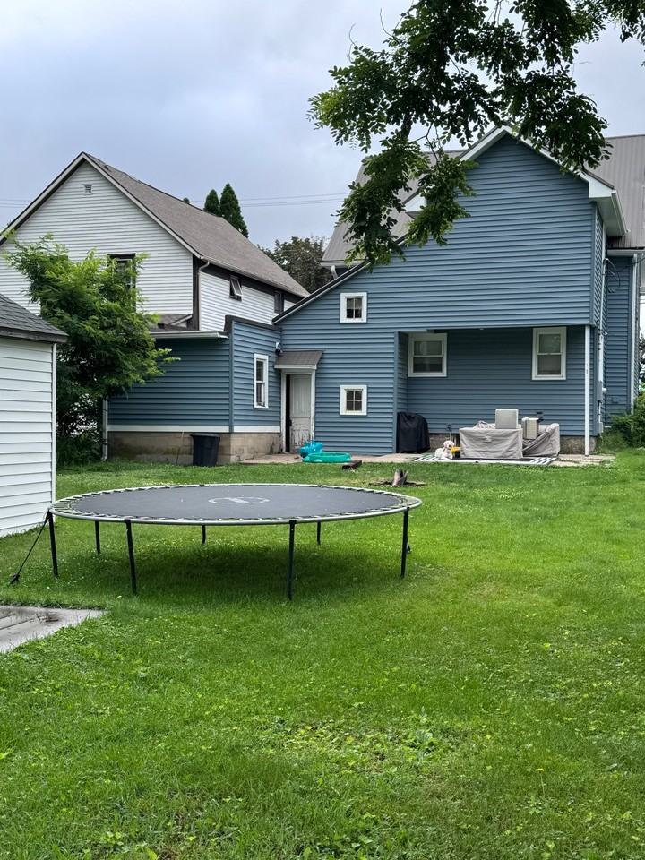 517 Division St - Photo 4 of 4