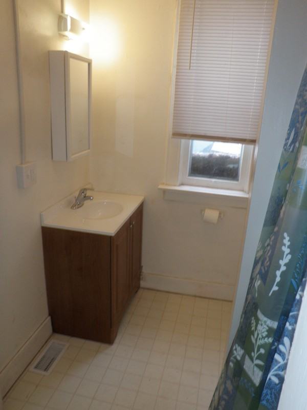 4240 S St #1D - Photo 6 of 14
