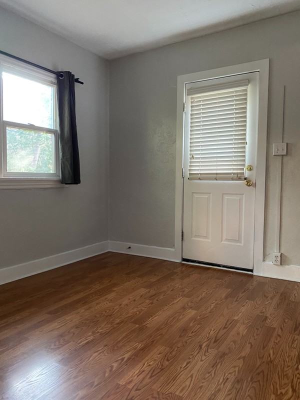812 S Blair St - Photo 6 of 9