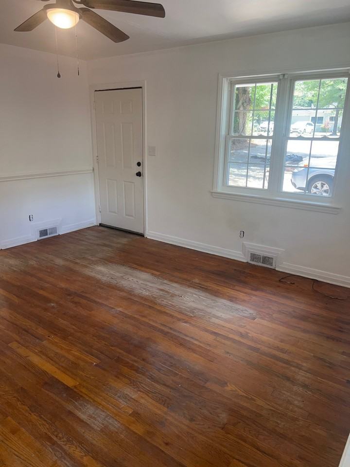 7222 Tuckaseegee Rd - Photo 3 of 12