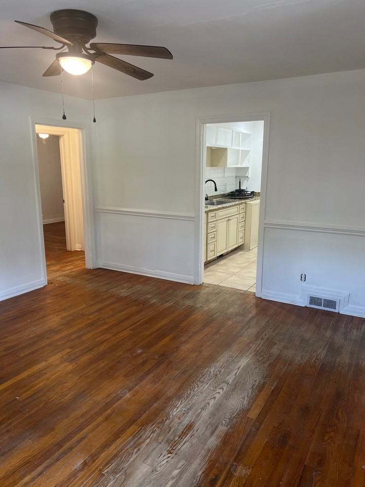 7222 Tuckaseegee Rd - Photo 4 of 12