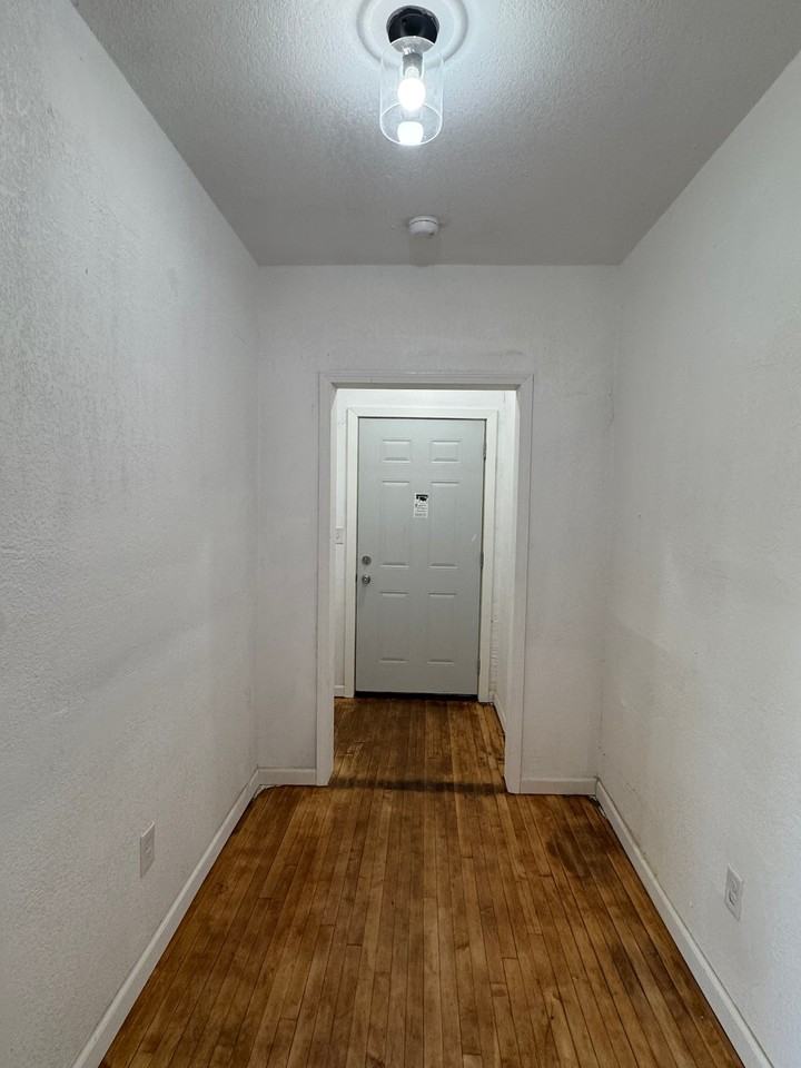 420 N 29th St - Photo 2 of 18