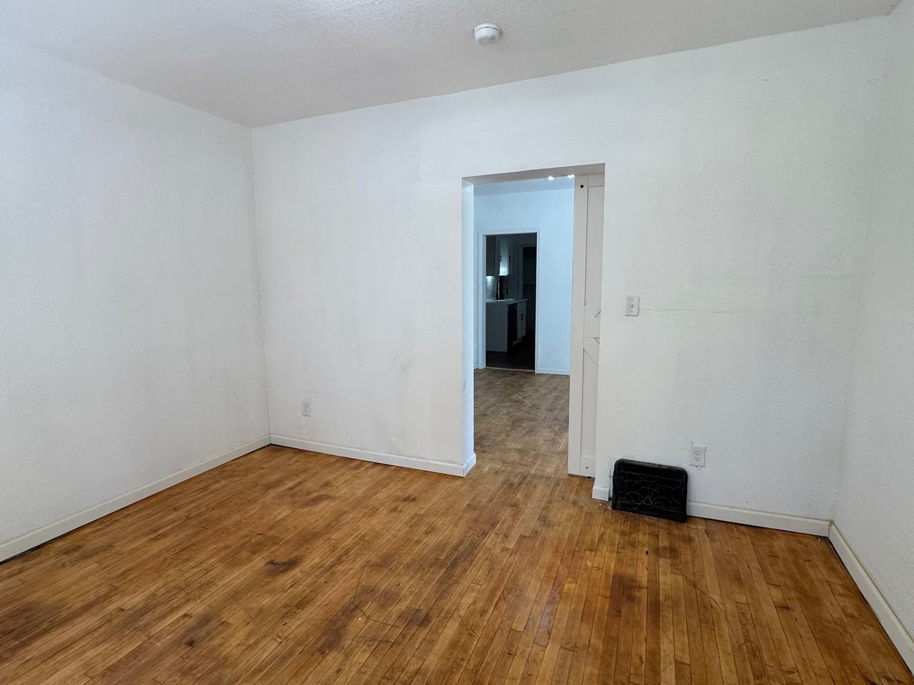 420 N 29th St - Photo 7 of 18