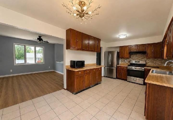 23 Mcdonald Dr - Photo 2 of 7