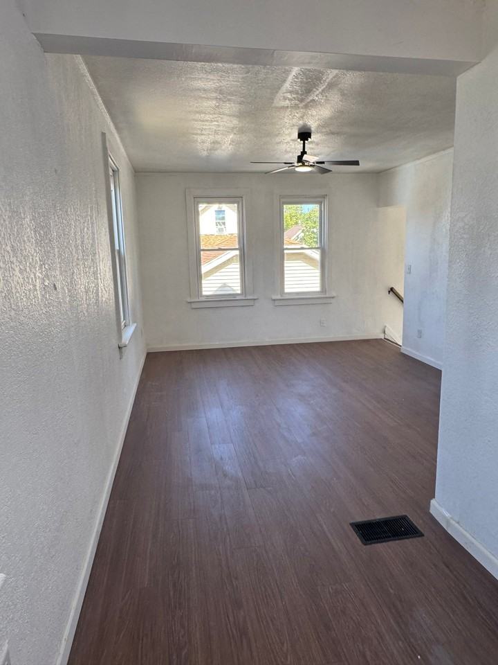 420A N 29th St - Photo 5 of 12