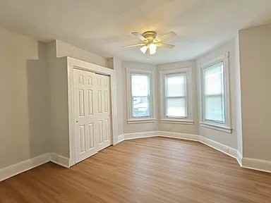 4441 N Chadwick St - Photo 2 of 9