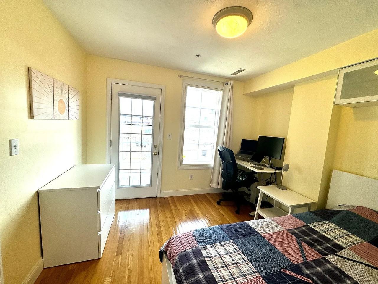 32 Parker St #3 - Photo 5 of 11