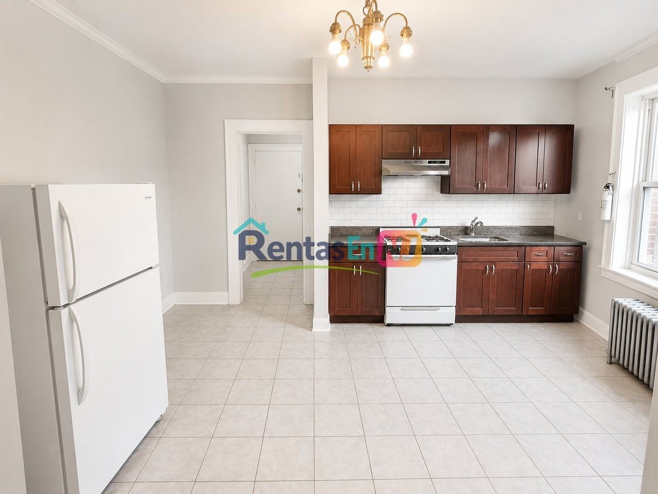 653 Summer Ave #9 - Photo 2 of 4