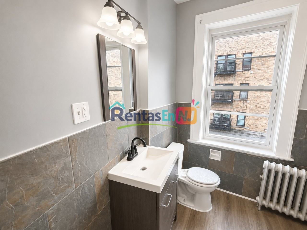 653 Summer Ave #9 - Photo 3 of 4